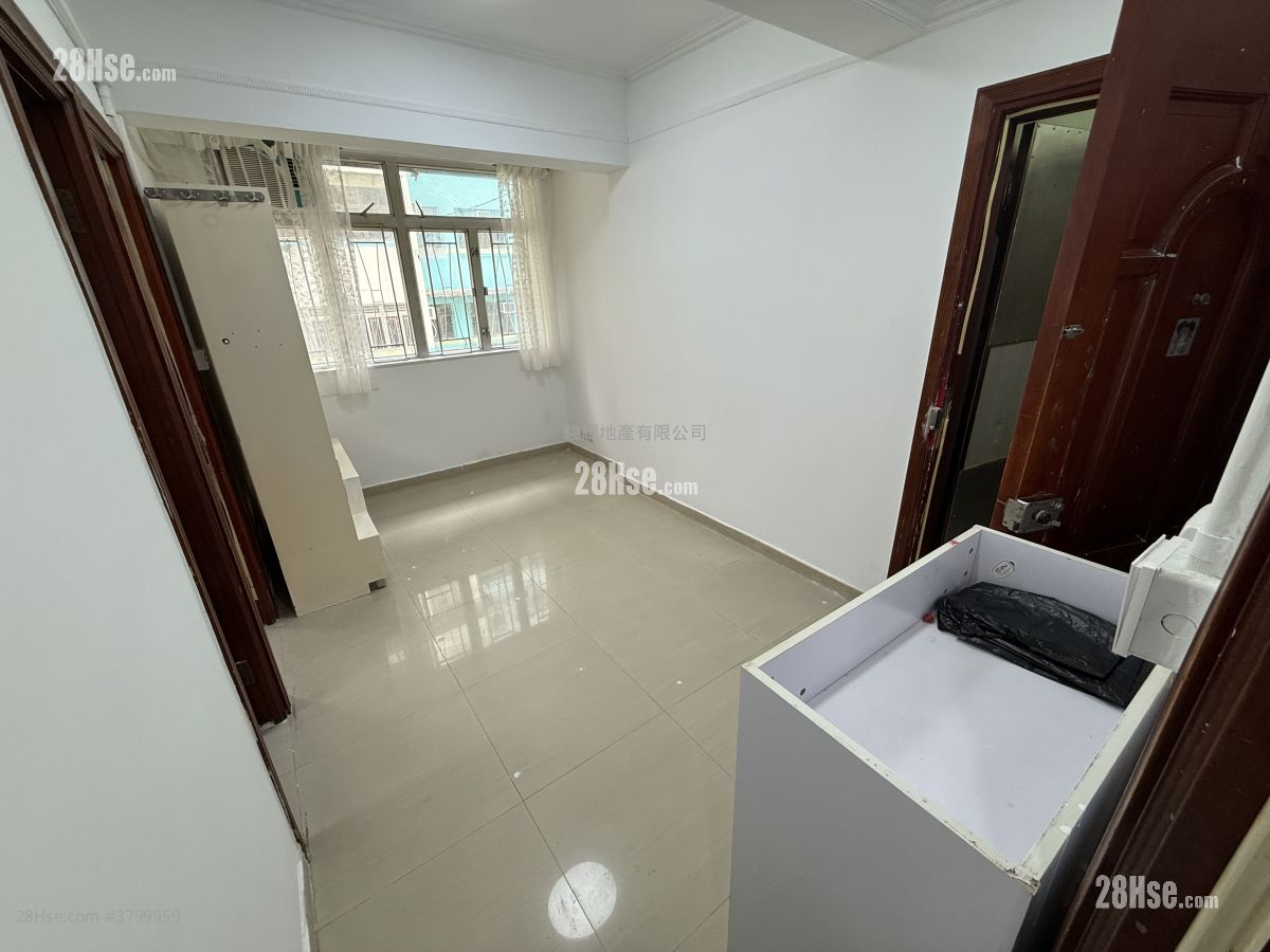 金冠楼 租盘 2 房 , 1 浴室 293 平方尺