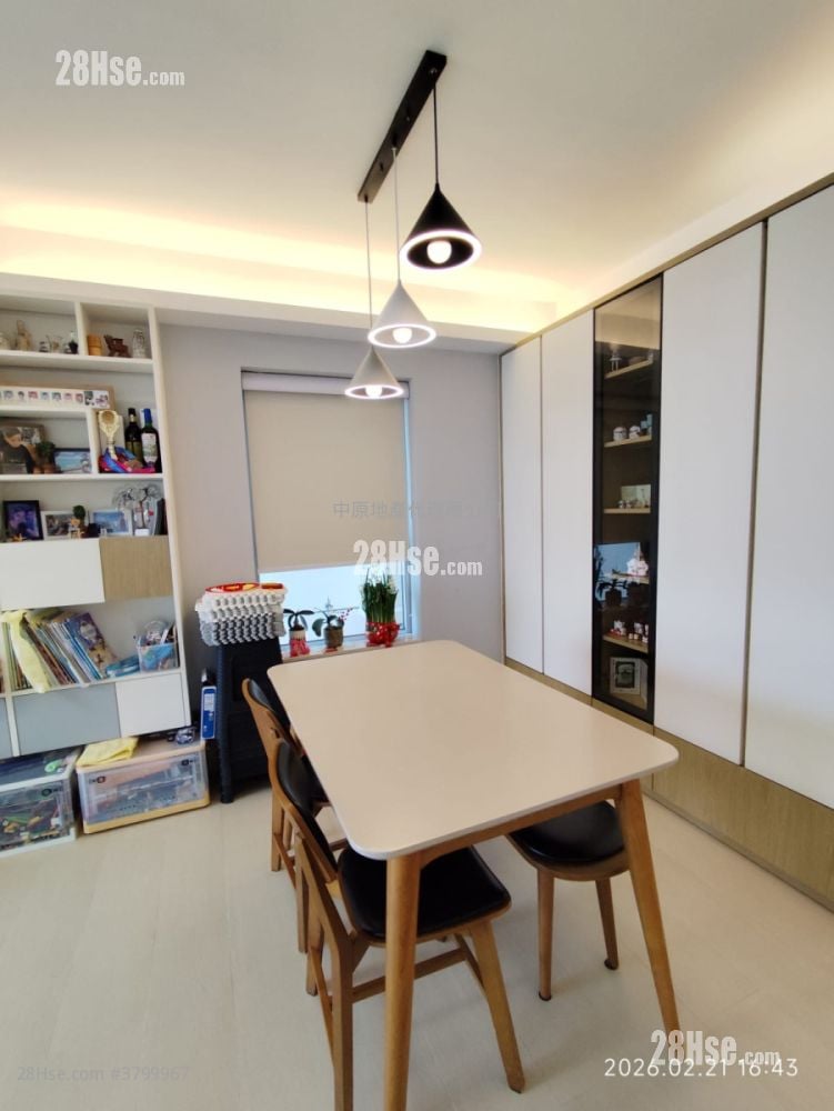 Vianni Cove Sell 3 Bedrooms 712 ft²