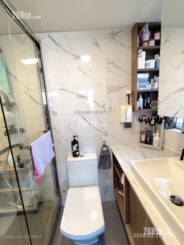 Vianni Cove Sell 3 Bedrooms 712 ft²