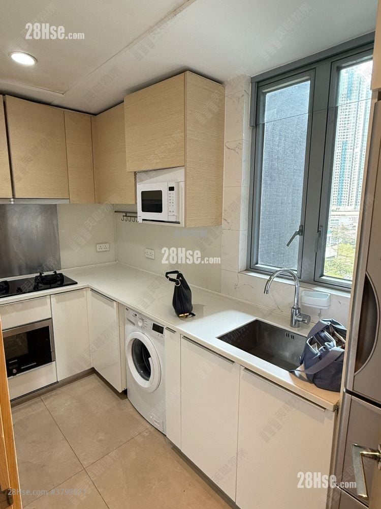 The Parkside Sell 3 Bedrooms , 2 Bathrooms 726 ft²