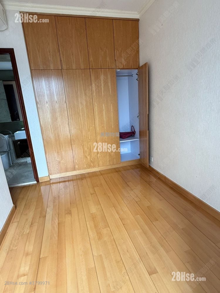 The Parkside Sell 3 Bedrooms , 2 Bathrooms 726 ft²