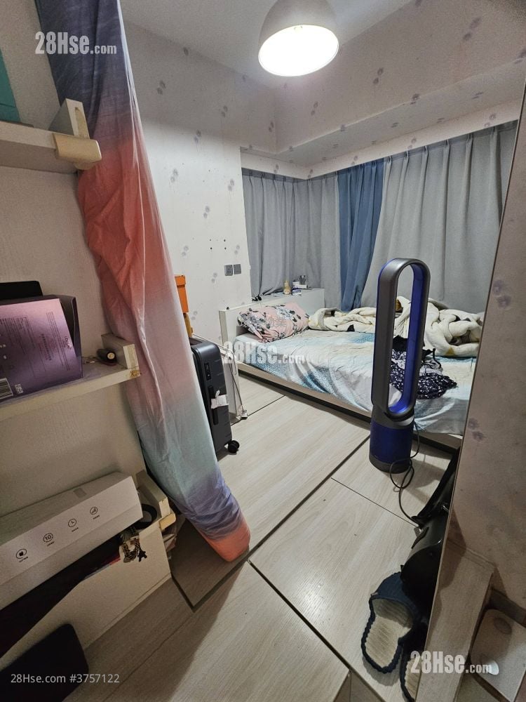 Vision City Sell 3 Bedrooms , 2 Bathrooms 668 ft²