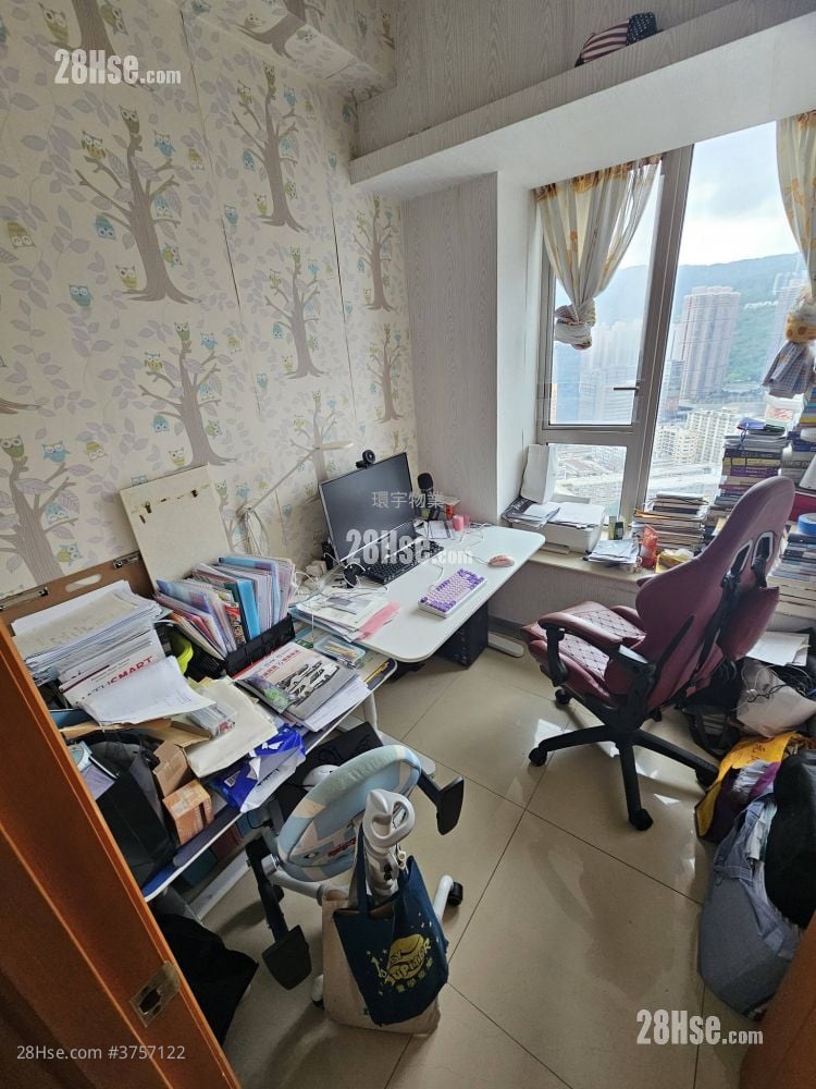 Vision City Sell 3 Bedrooms , 2 Bathrooms 668 ft²