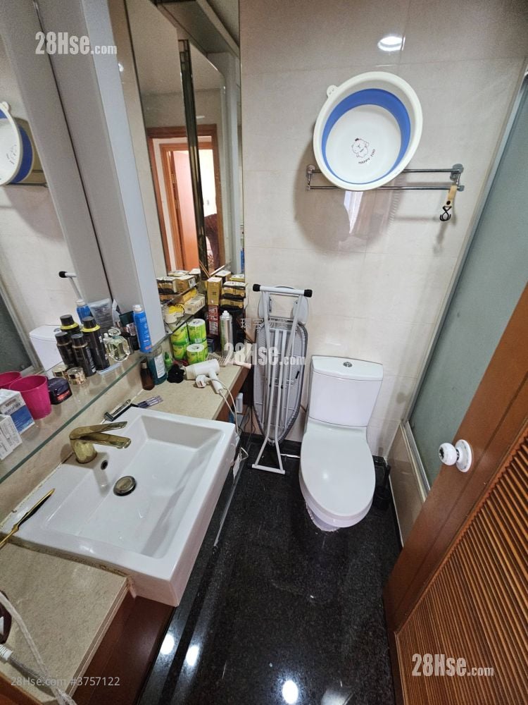 Vision City Sell 3 Bedrooms , 2 Bathrooms 668 ft²