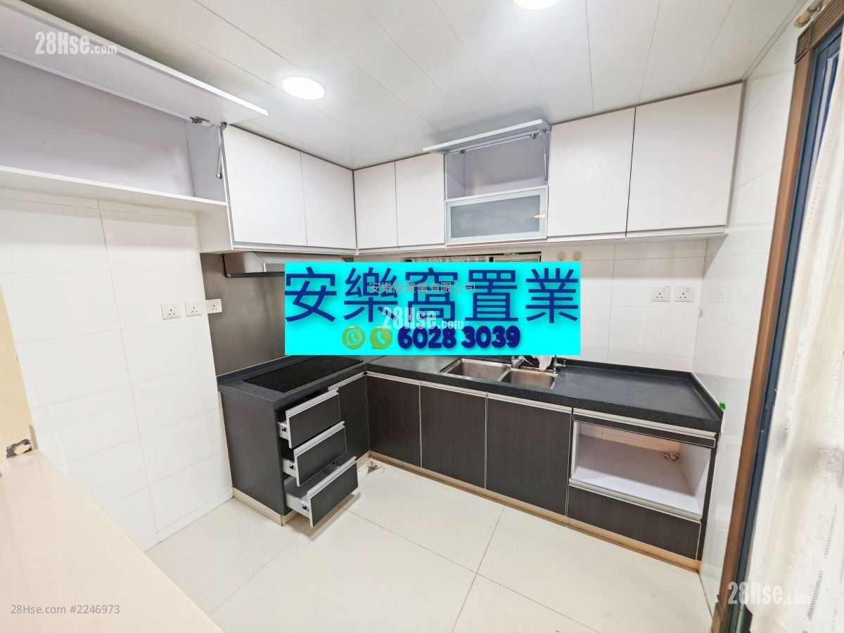 村屋 租盘 3 房 , 3 浴室