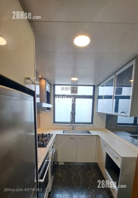 Yoho Midtown 租盘 4 房 , 3 浴室 898 平方尺