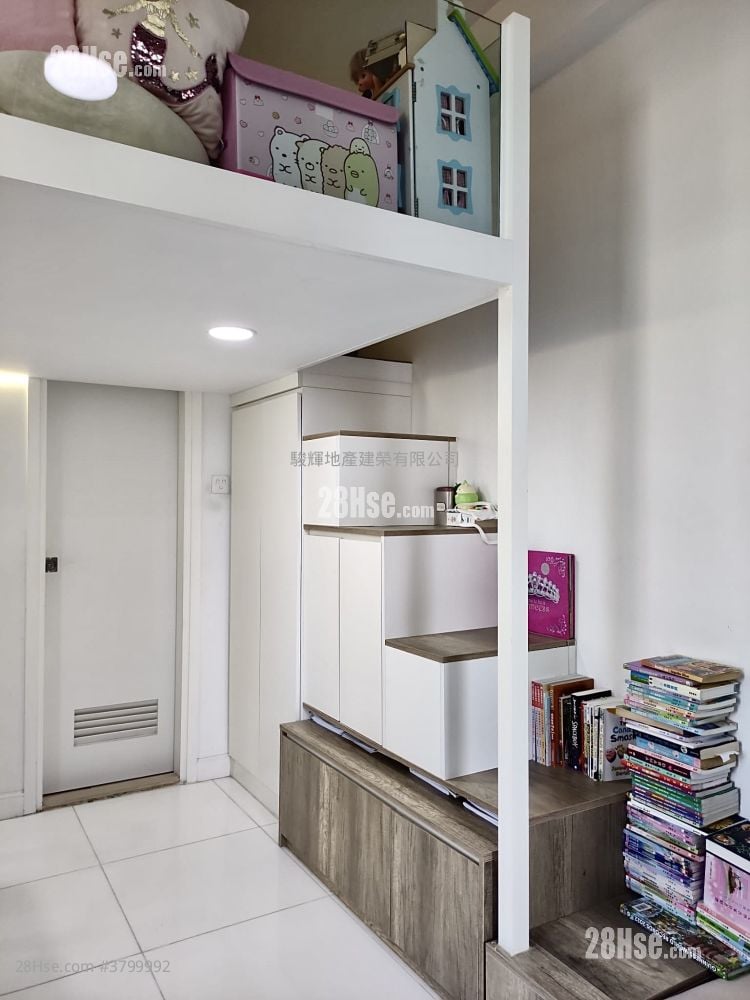 Genius Court Sell 1 Bedroom , 1 Bathroom 316 ft²