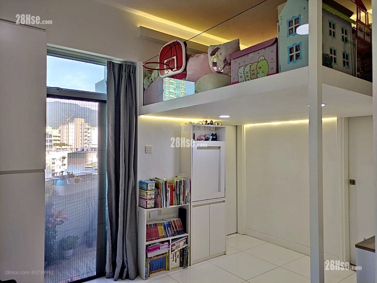 Genius Court Sell 1 Bedroom , 1 Bathroom 316 ft²