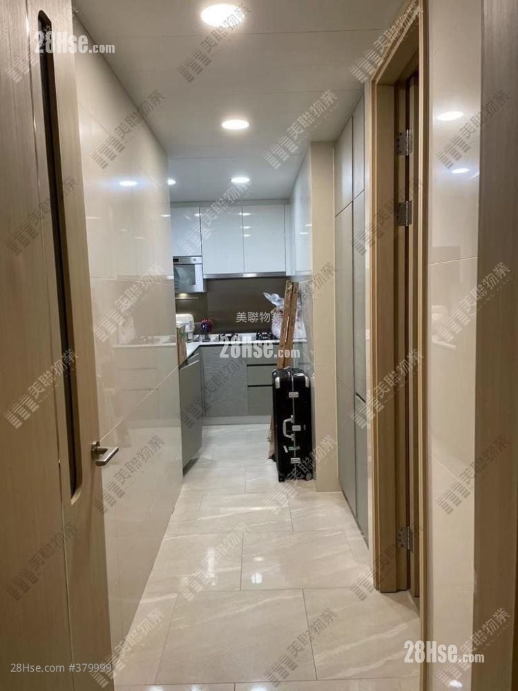 Alto Residences Sell 2 Bedrooms 952 ft²