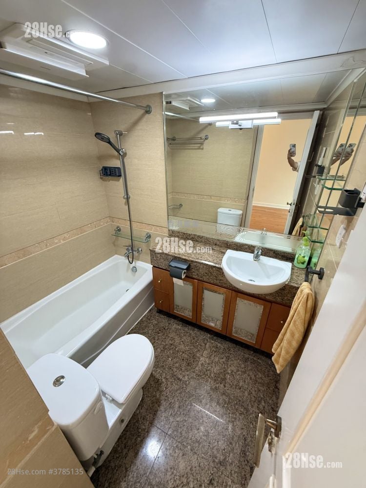 泓景台 租盘 2 房 , 2 浴室 537 平方尺