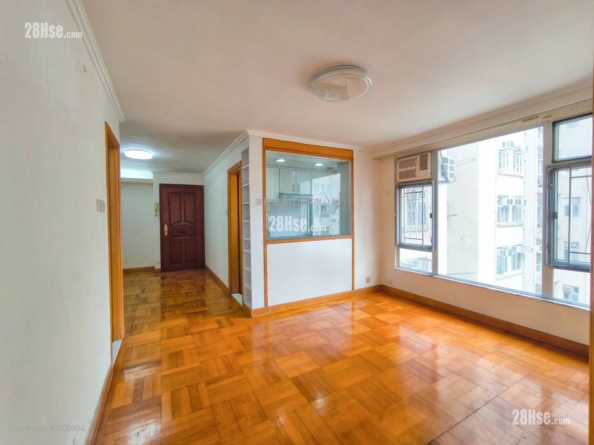 Mei Foo Sun Chuen Sell 3 Bedrooms , 2 Bathrooms 653 ft²