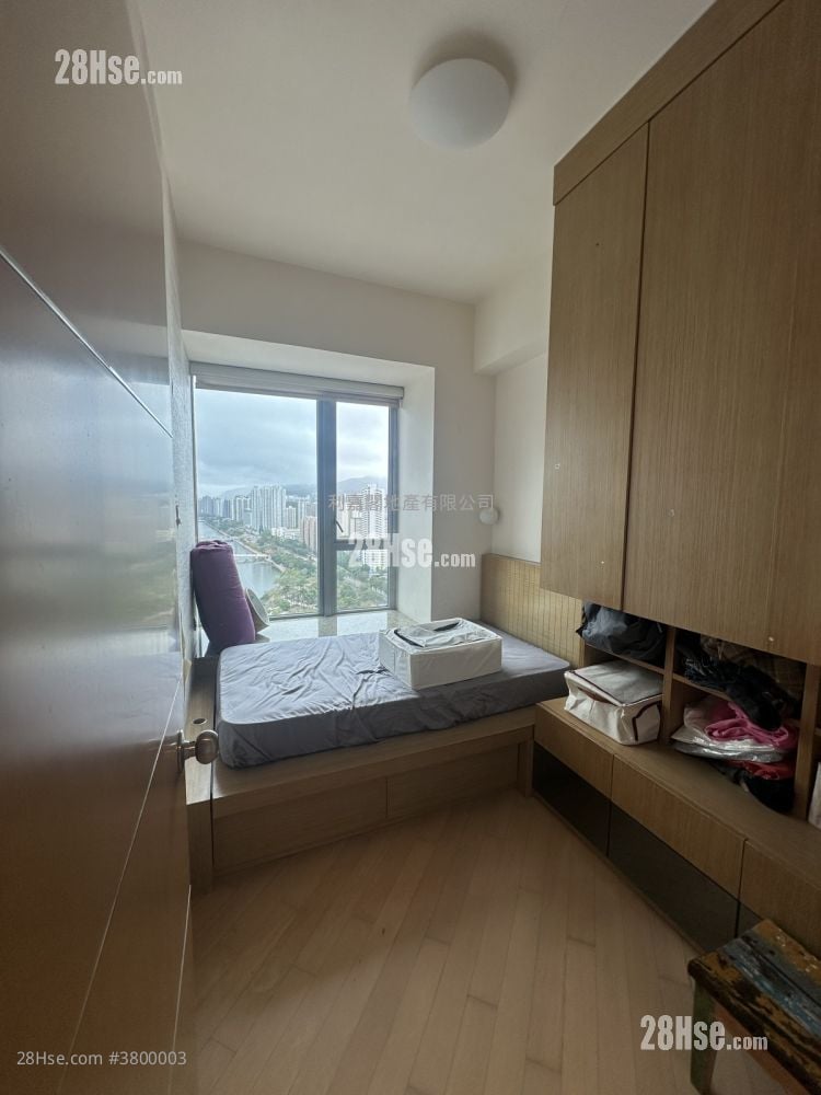 The Riverpark Sell 4 Bedrooms , 2 Bathrooms 1,262 ft²