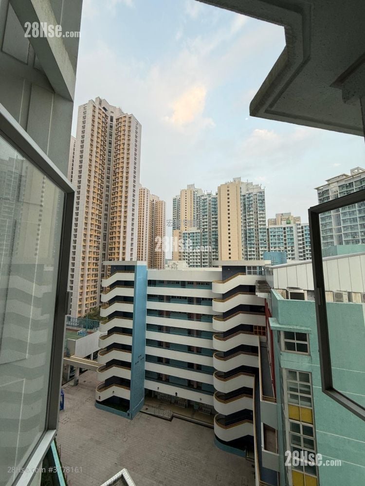 Tung Tao Court Sell 2 Bedrooms 522 ft²