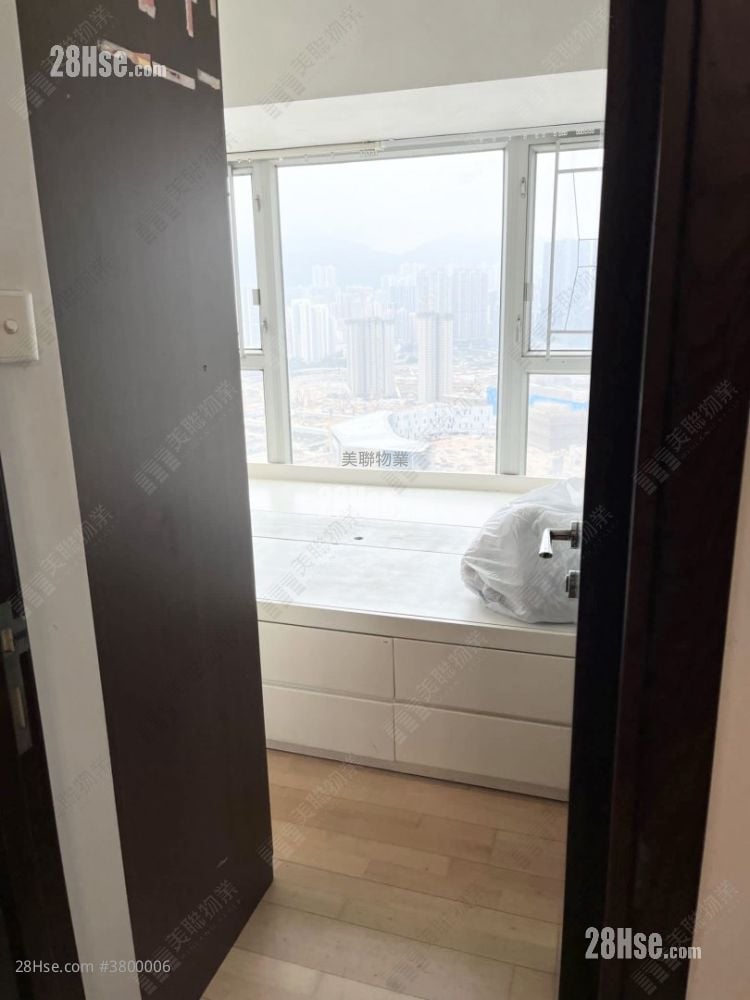 Grand Waterfront Sell 2 Bedrooms 367 ft²