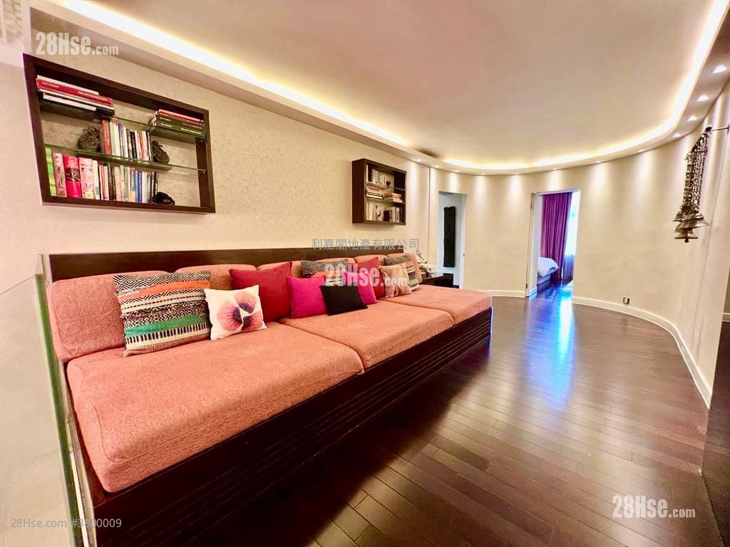 柏卢 售盘 5+ 房 , 3 浴室 4,136 平方尺