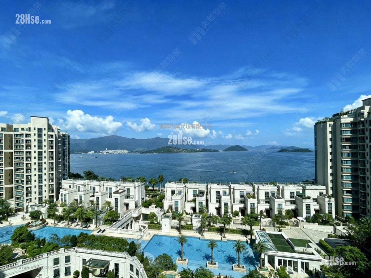 Mayfair By The Sea Rental 3 Bedrooms , 3 Bathrooms 1,400 ft²