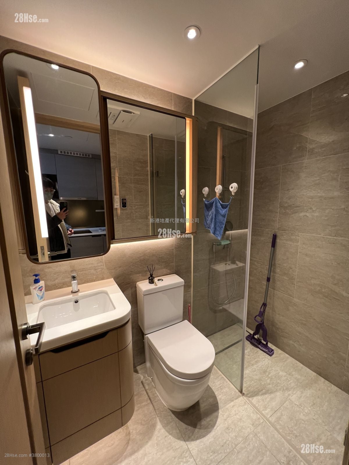 Upper East Sell Studio , 1 Bathroom 229 ft²