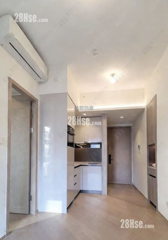 Villa Garda Iii Sell 1 Bedroom 340 ft²