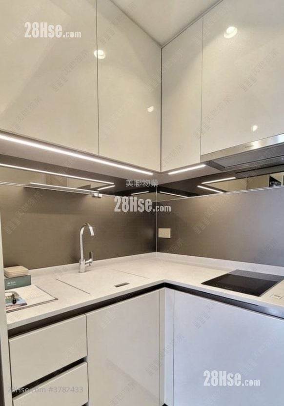 Villa Garda Iii Sell 1 Bedroom 340 ft²