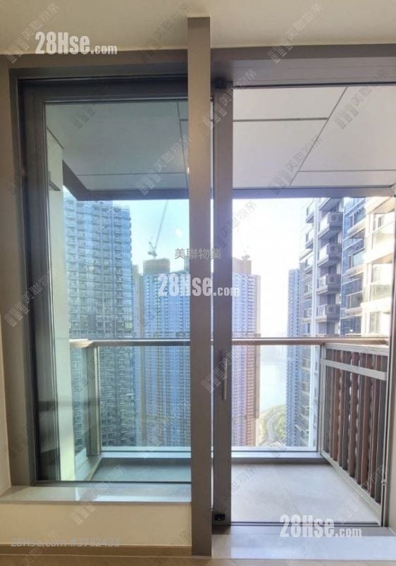 Villa Garda Iii Sell 1 Bedroom 340 ft²