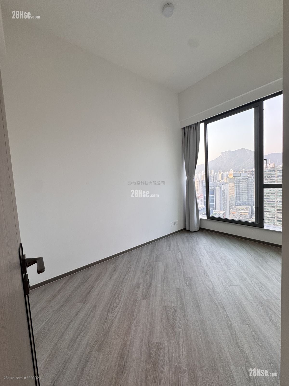 Cullinan Sky Rental 2 Bedrooms 457 ft²