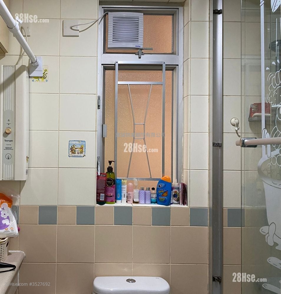 鲤安苑 售盘 2 房 , 1 浴室 650 平方尺