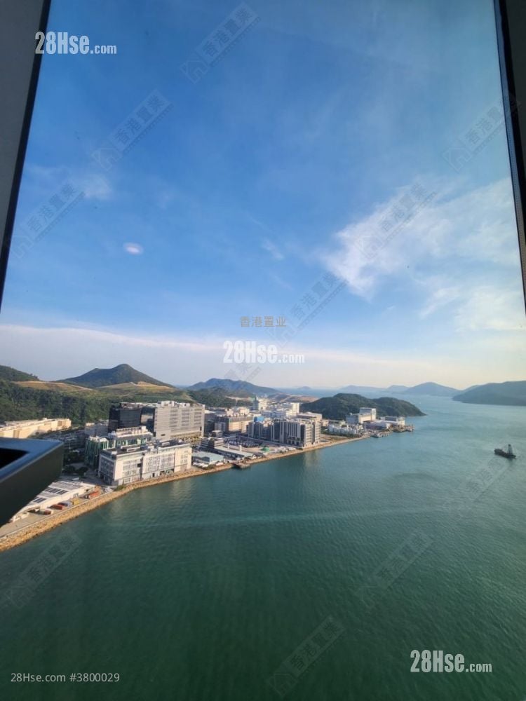 Ocean Marini Sell 3 Bedrooms , 2 Bathrooms 799 ft²