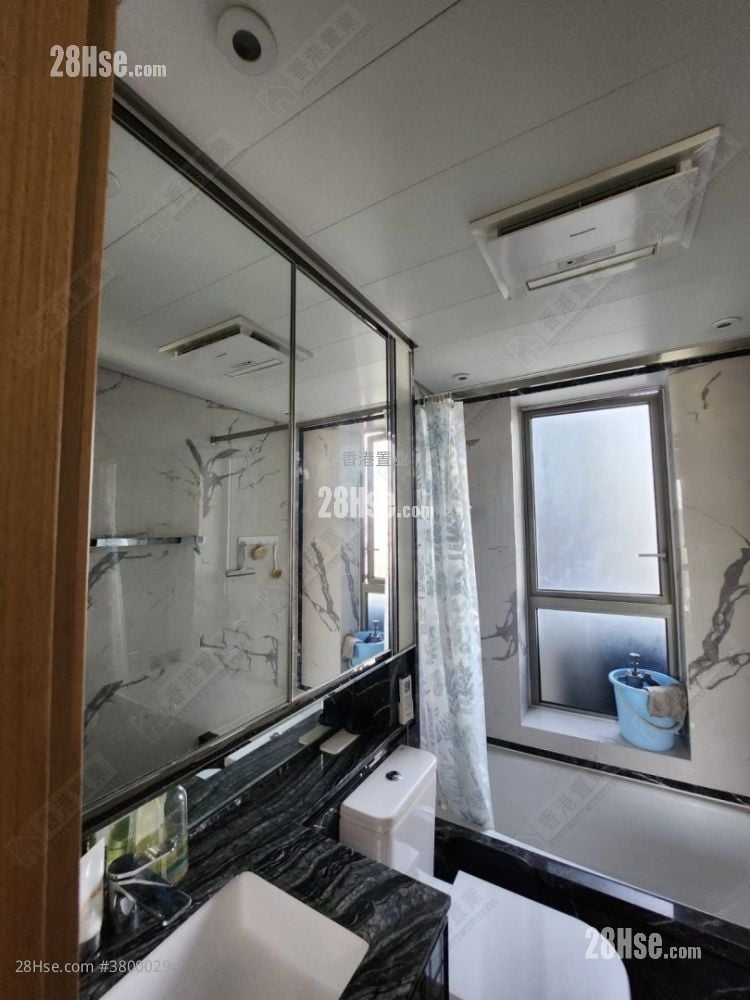 Ocean Marini Sell 3 Bedrooms , 2 Bathrooms 799 ft²