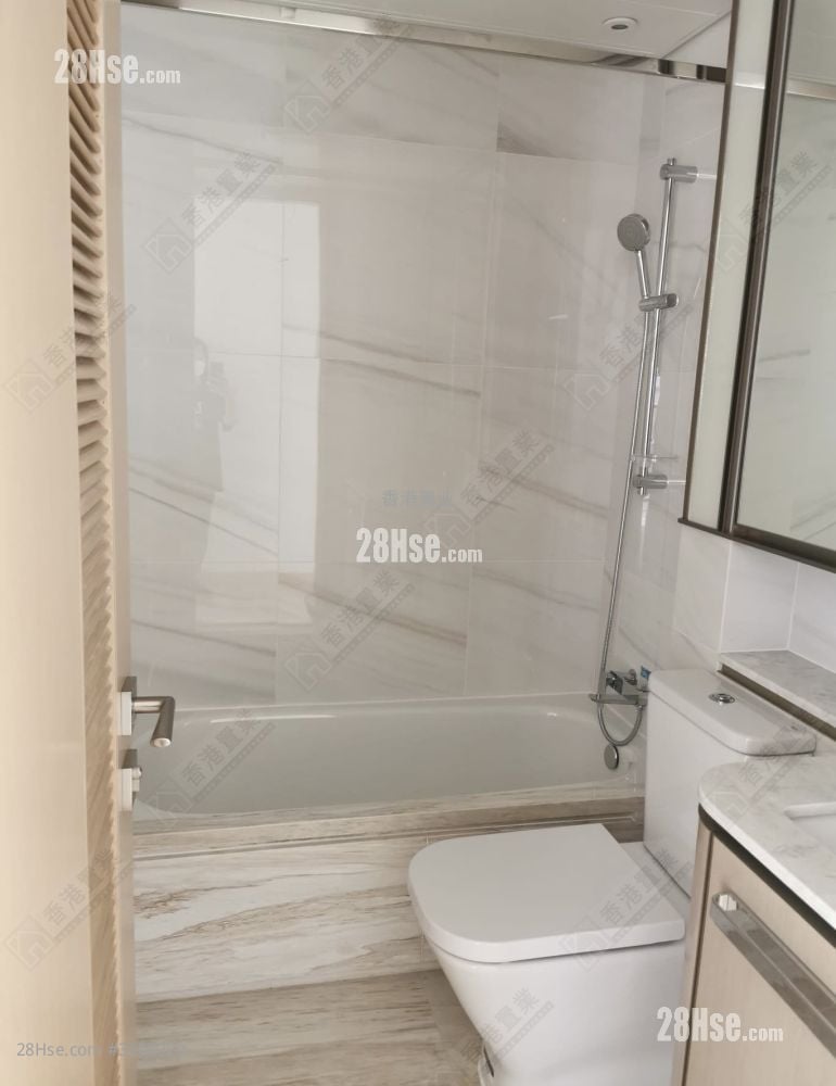 Ocean Marini Sell 3 Bedrooms , 2 Bathrooms 799 ft²