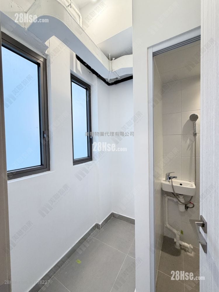 One Princeton Rental 3 Bedrooms , 2 Bathrooms 821 ft²