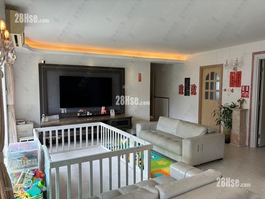 毕架山花园 售盘 1,211 平方尺