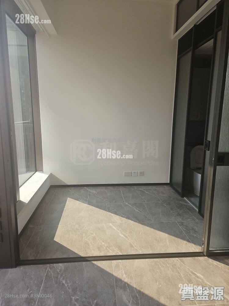 Belgravia Place Rental 1 Bedroom 264 ft²