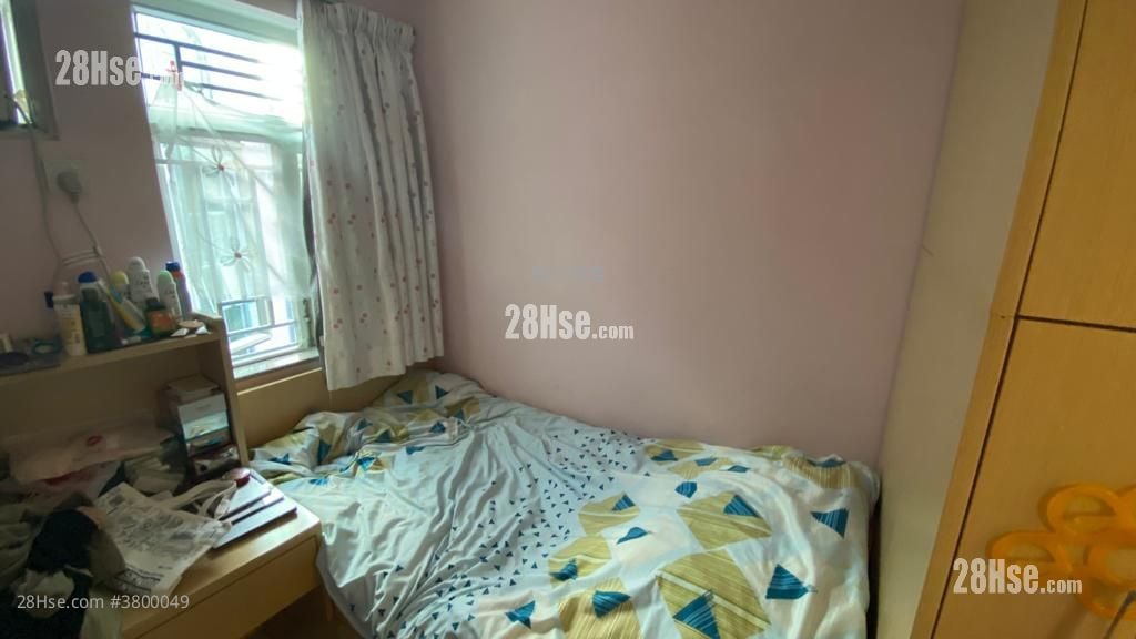 村屋 售盘 4 房 , 3 浴室