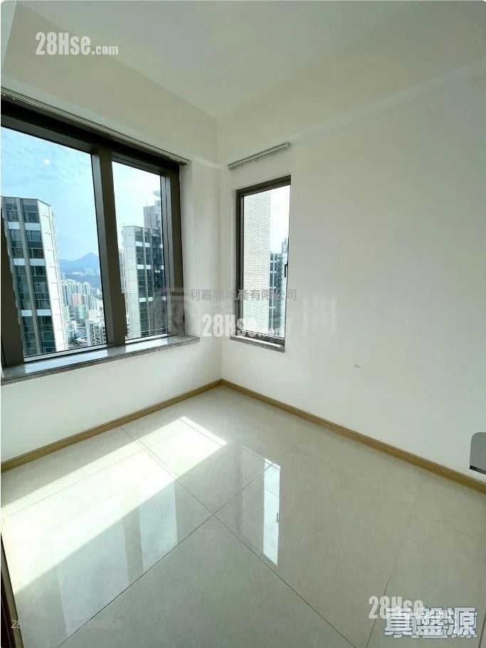 Ocean Pride Sell 3 Bedrooms , 2 Bathrooms 754 ft²