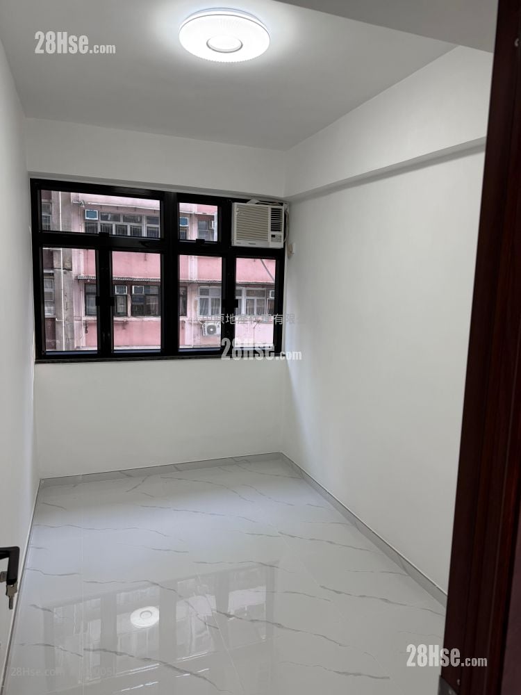 Golden Jubilee House Sell 3 Bedrooms , 2 Bathrooms 616 ft²