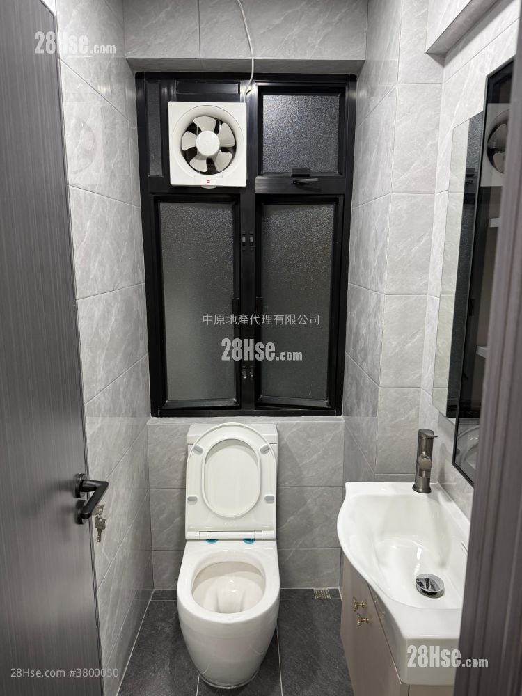 Golden Jubilee House Sell 3 Bedrooms , 2 Bathrooms 616 ft²