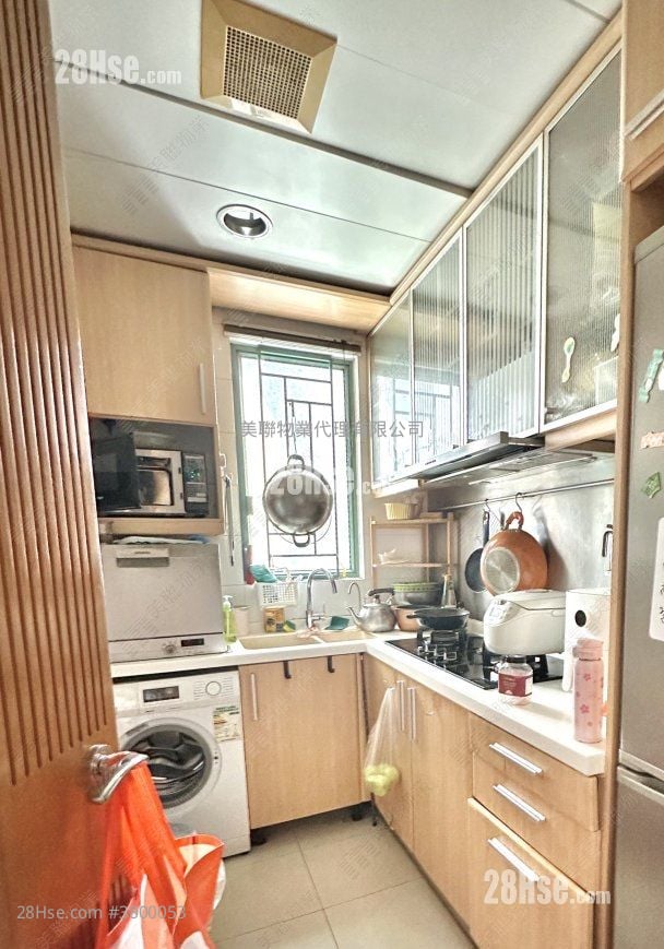 New Haven Sell 2 Bedrooms 526 ft²