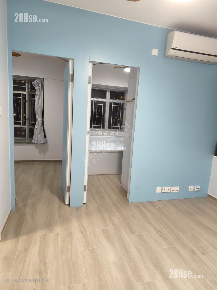 Ma On Shan Centre Rental 2 Bedrooms , 1 Bathroom 375 ft²