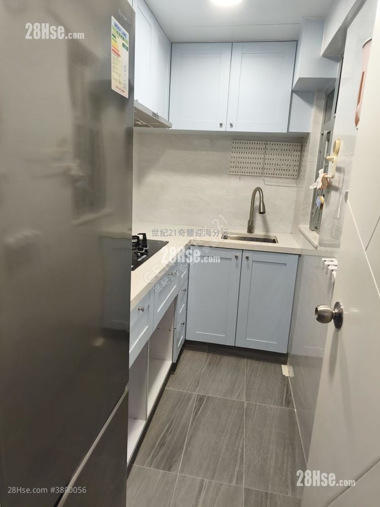 Ma On Shan Centre Rental 2 Bedrooms , 1 Bathroom 375 ft²