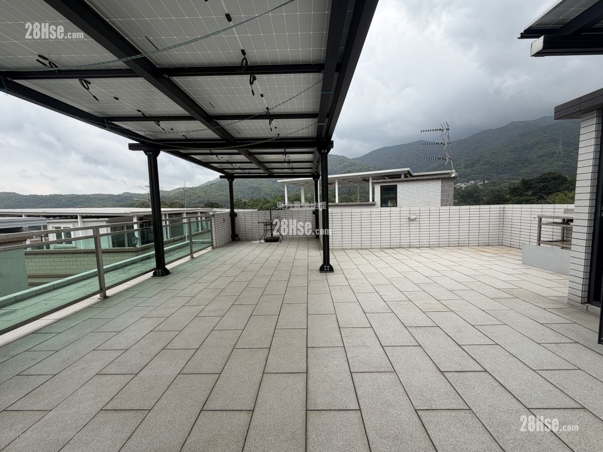 Village Rental 3 Bedrooms , 2 Bathrooms 700 ft²