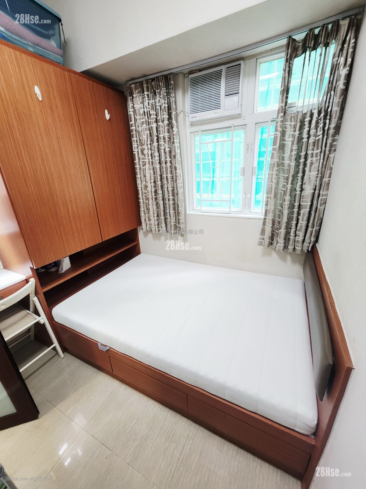 Apartment Rental 120 ft²