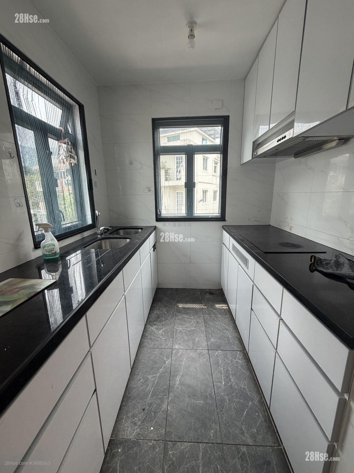 Village Rental 3 Bedrooms , 2 Bathrooms 700 ft²