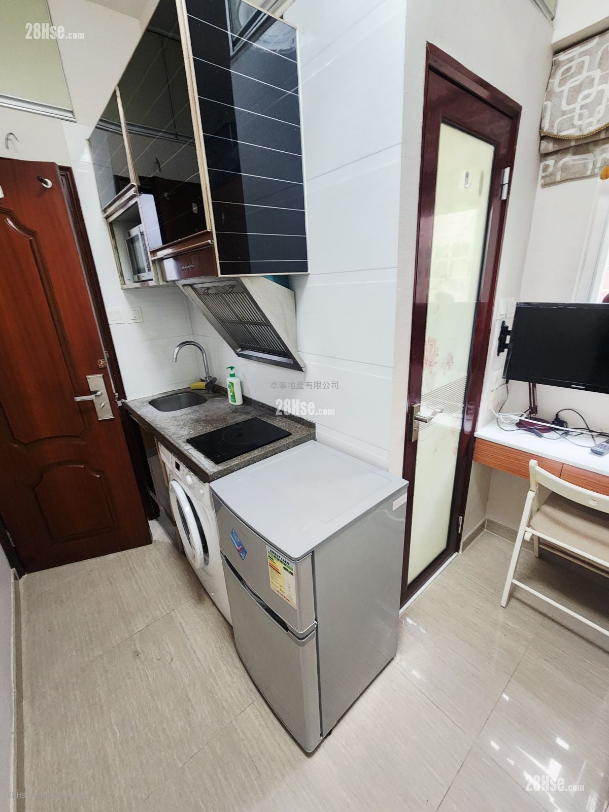 Apartment Rental 120 ft²