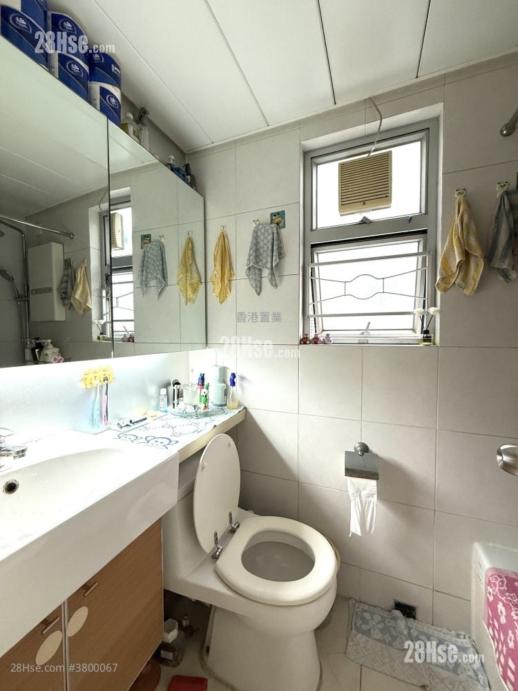 Metro Harbour View Sell 2 Bedrooms , 1 Bathroom 476 ft²