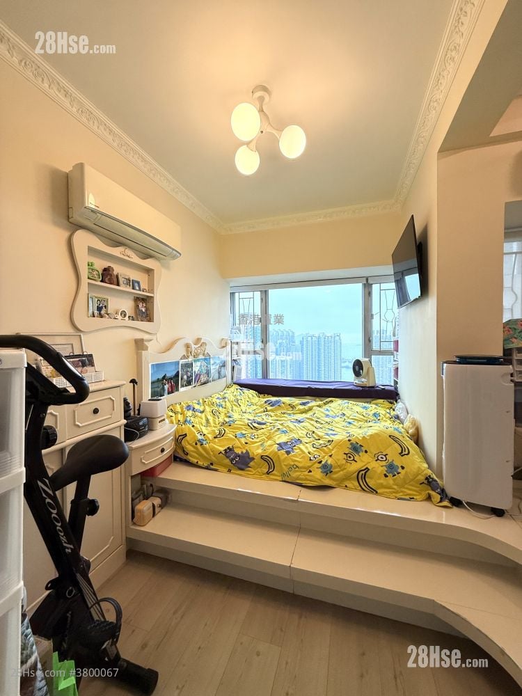 Metro Harbour View Sell 2 Bedrooms , 1 Bathroom 476 ft²