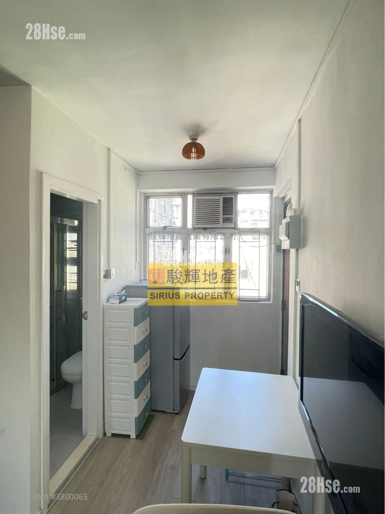 好时阁 租盘 240 平方尺