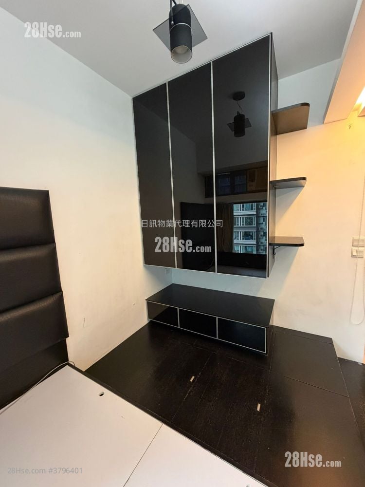 立坊 售盘 1 房 , 1 浴室 293 平方尺