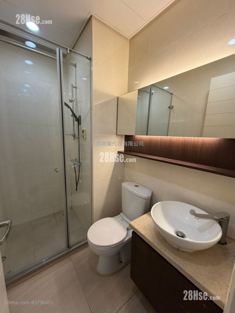 立坊 售盘 1 房 , 1 浴室 293 平方尺