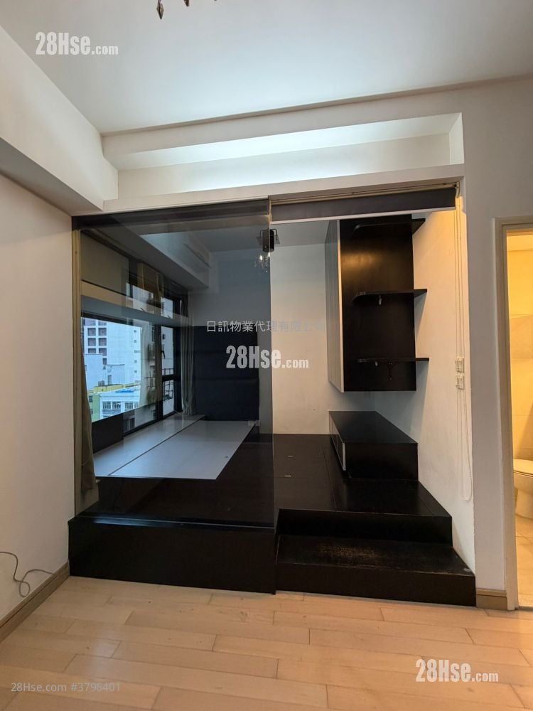 立坊 售盘 1 房 , 1 浴室 293 平方尺