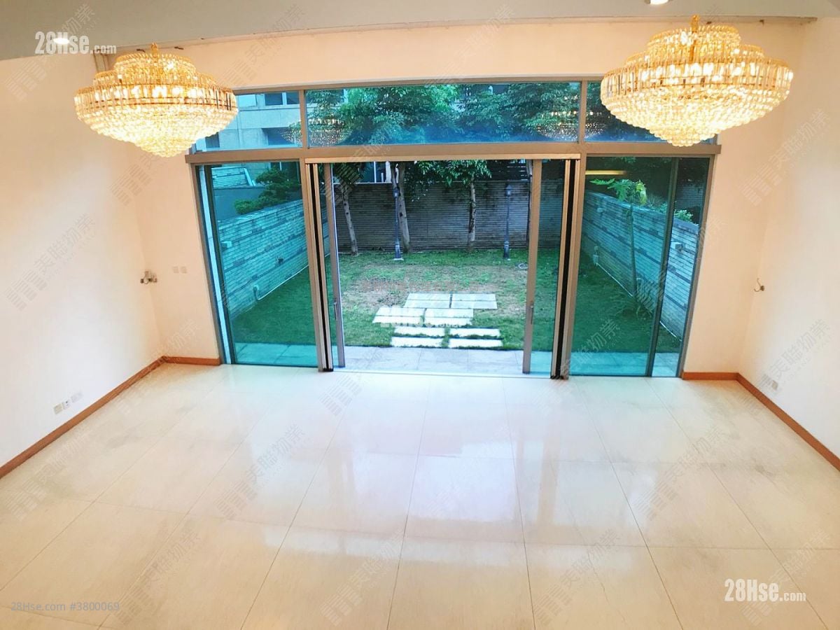 葡萄园 售盘 3 房 , 4 浴室 2,389 平方尺